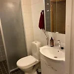 Rauhallinen Asunto, Sauna Ja Iso Parveke - Raitiovaunureitin Varrella Apartamento *