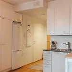 Apartamento Rauhallinen Asunto, Sauna Ja Iso Parveke - Raitiovaunureitin Varrella