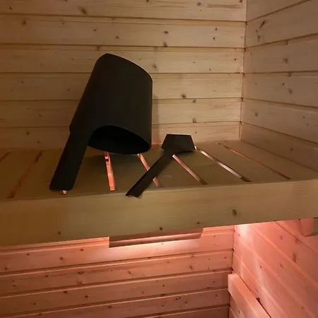 Rauhallinen Asunto, Sauna Ja Iso Parveke - Raitiovaunureitin Varrella *