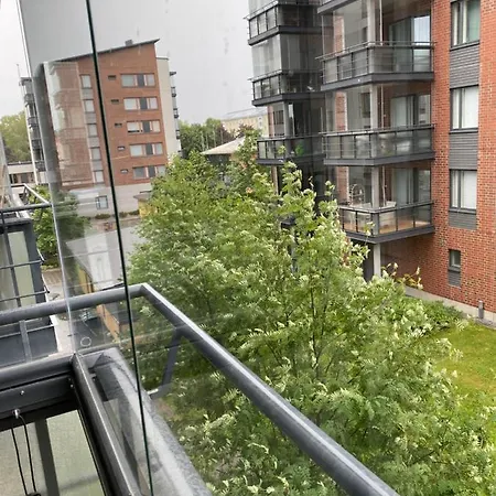 Rauhallinen Asunto, Sauna Ja Iso Parveke - Raitiovaunureitin Varrella *