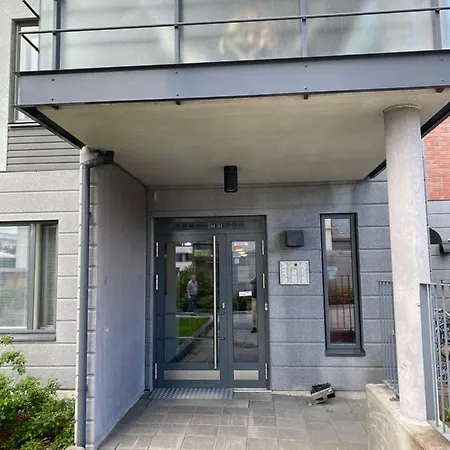 Rauhallinen Asunto, Sauna Ja Iso Parveke - Raitiovaunureitin Varrella * Tampere