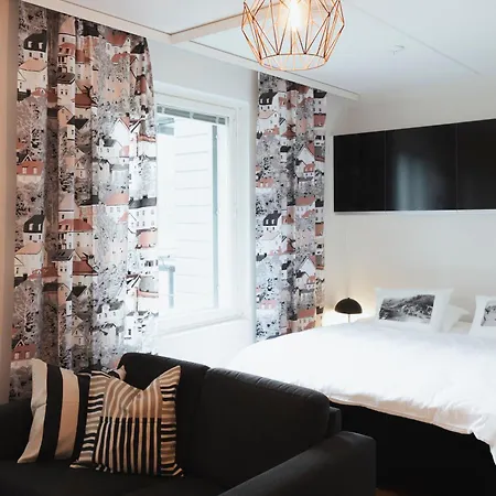 Rauhallinen Asunto, Sauna Ja Iso Parveke - Raitiovaunureitin Varrella Tampere